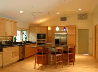 97 Kailuana Pl, Kailua, HI 96734