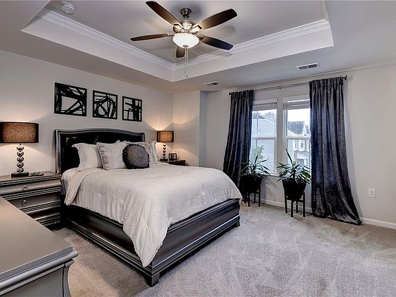 4th image of 225 Capeside Ct