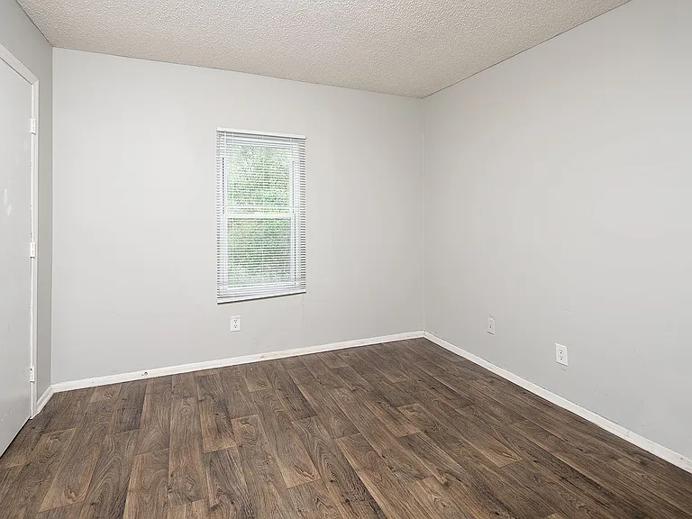 1234 Saratoga Dr — Photo 43