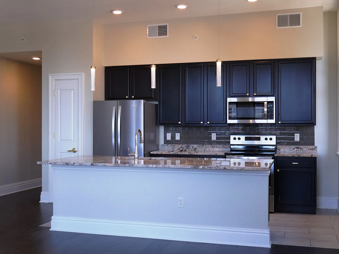 705 Olive Street — Photo 3