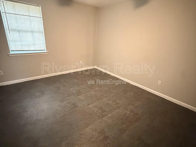 1174 Railton Rd — Photo 4