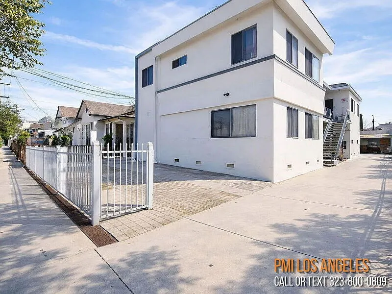 1224 S Normandie Ave #2