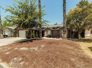 4945 E Burns Ave, Fresno, CA 93725