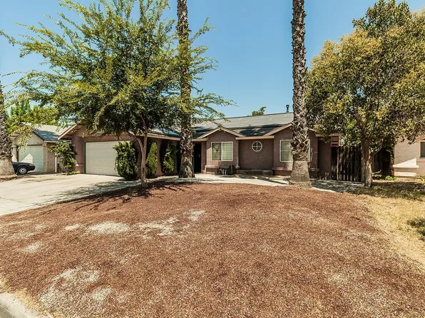 4945 E Burns Ave, Fresno, CA 93725