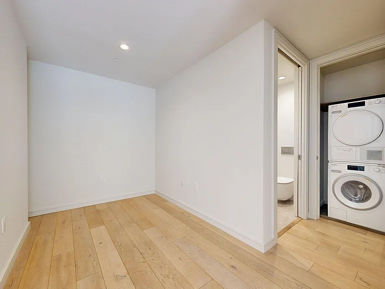 606 Capp St #105 — Photo 9