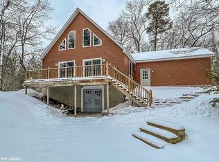 2727 Sand Rd, Port Austin, MI 48467