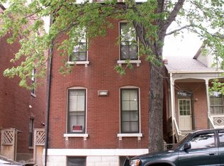 2209 Menard St #A, Saint Louis, MO 63104
