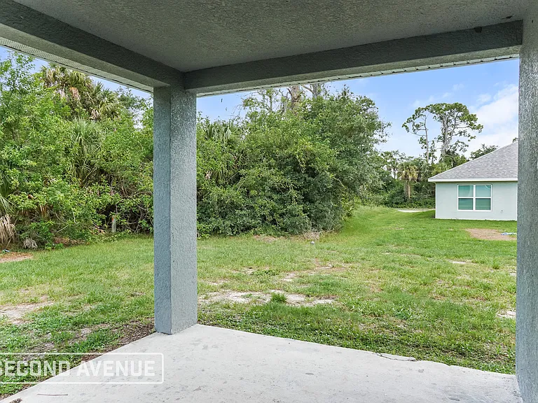 14134 Packard Ave — Photo 20