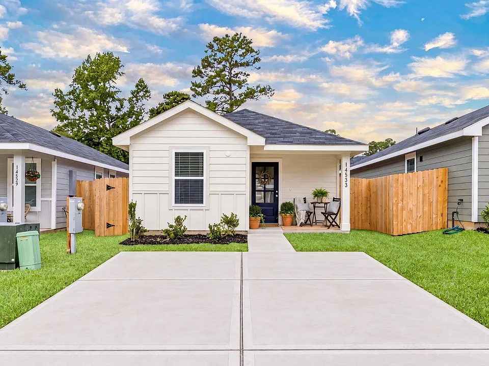 14533 William Trails Dr