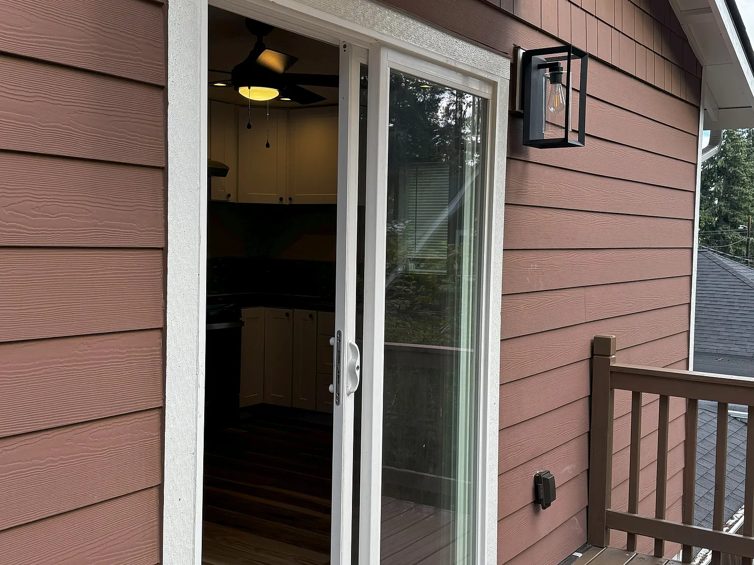 15801 9th Ave SW — Photo 4