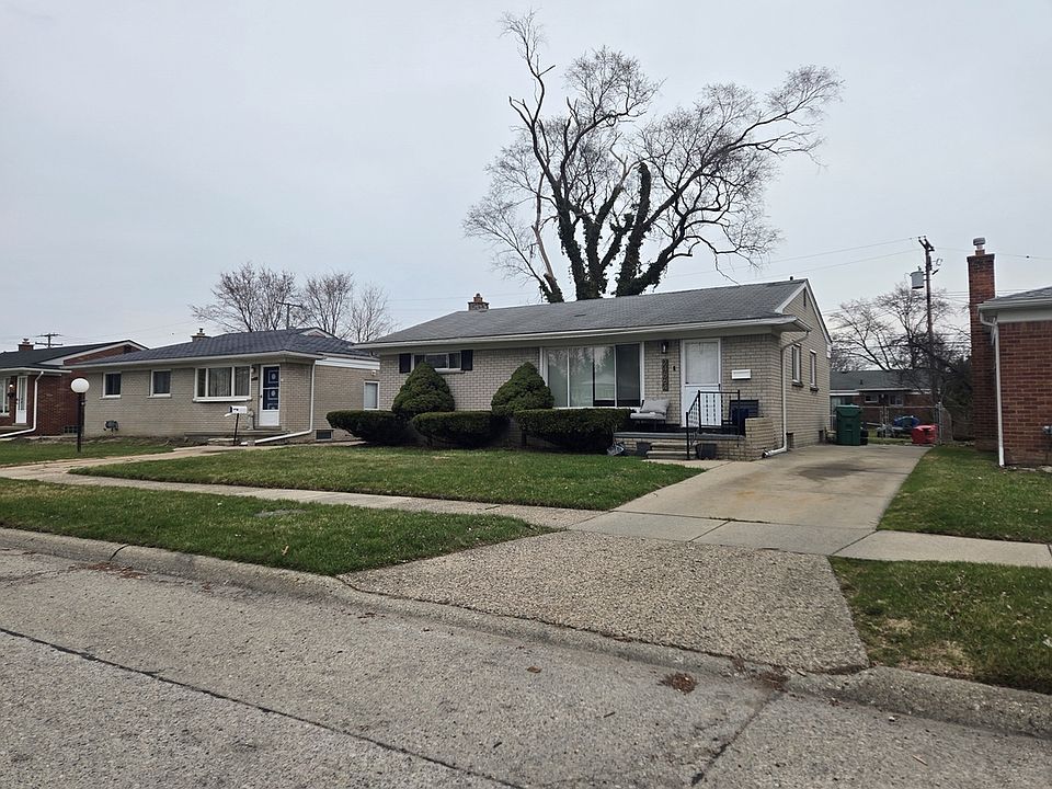 1st image of 24664 Raven Ave