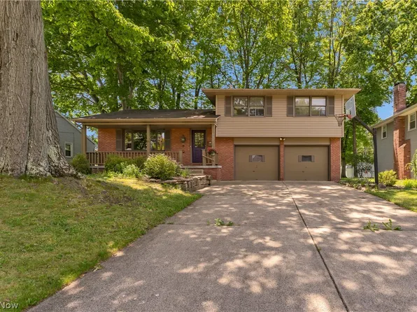 691 Oakridge Dr, Boardman, OH 44512