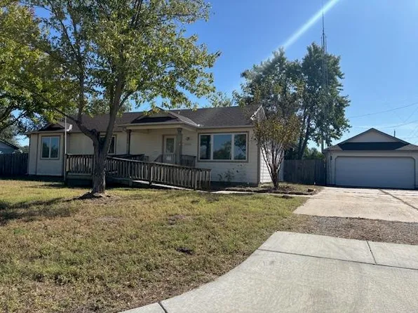 1015 W Hollywood Dr, Wichita, KS 67217