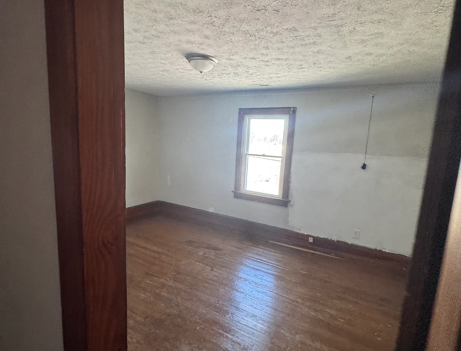 3 bed, 1500 sqft, $1,500 — Photo 4