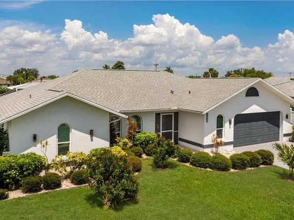 3707 SE 8th Pl, Cape Coral, FL 33904