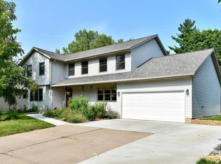 1334 Highland Dr, Winona, MN 55987