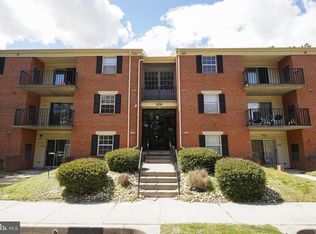 806 College Ln APT B, Salisbury, MD 21804