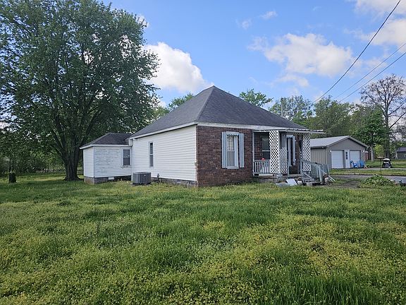 2nd image of 607 Filbert St