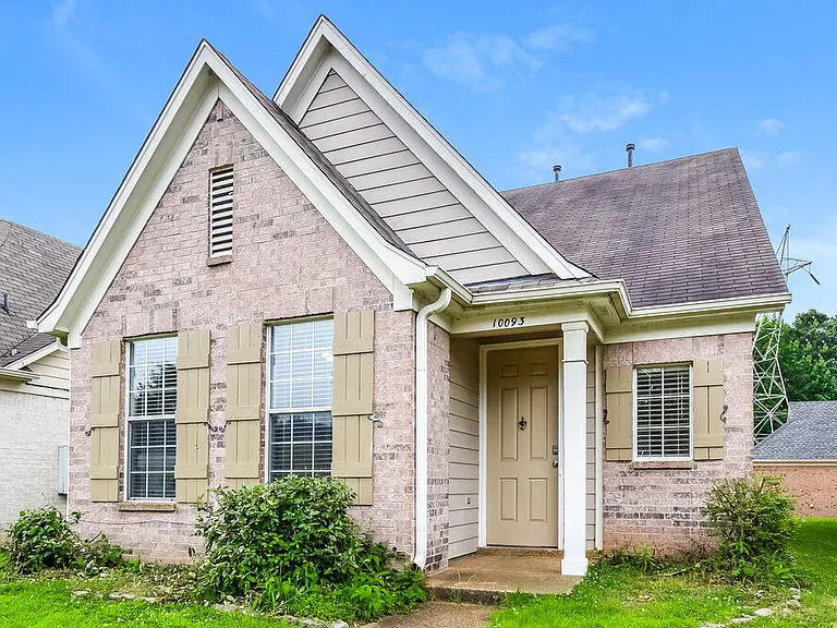 10093 Woodland Hills Dr — Photo 4