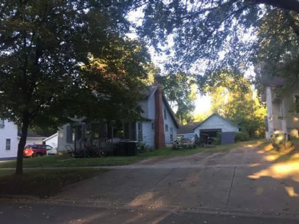 316 Grove St SW, Hutchinson, MN 55350