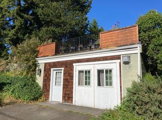 2105 N 90th St #B, Seattle, WA 98103