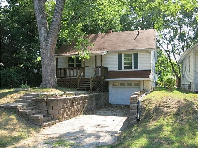 1st image of 405 N Crysler Ave