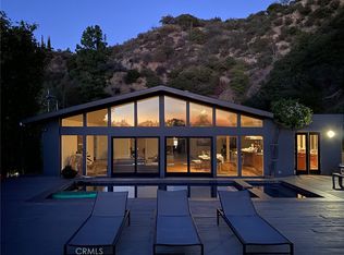 2420 Bowmont Dr, Beverly Hills, CA 90210
