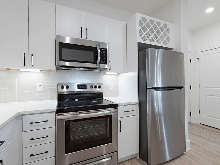 Tropia Luxury Apartments — Photo 54