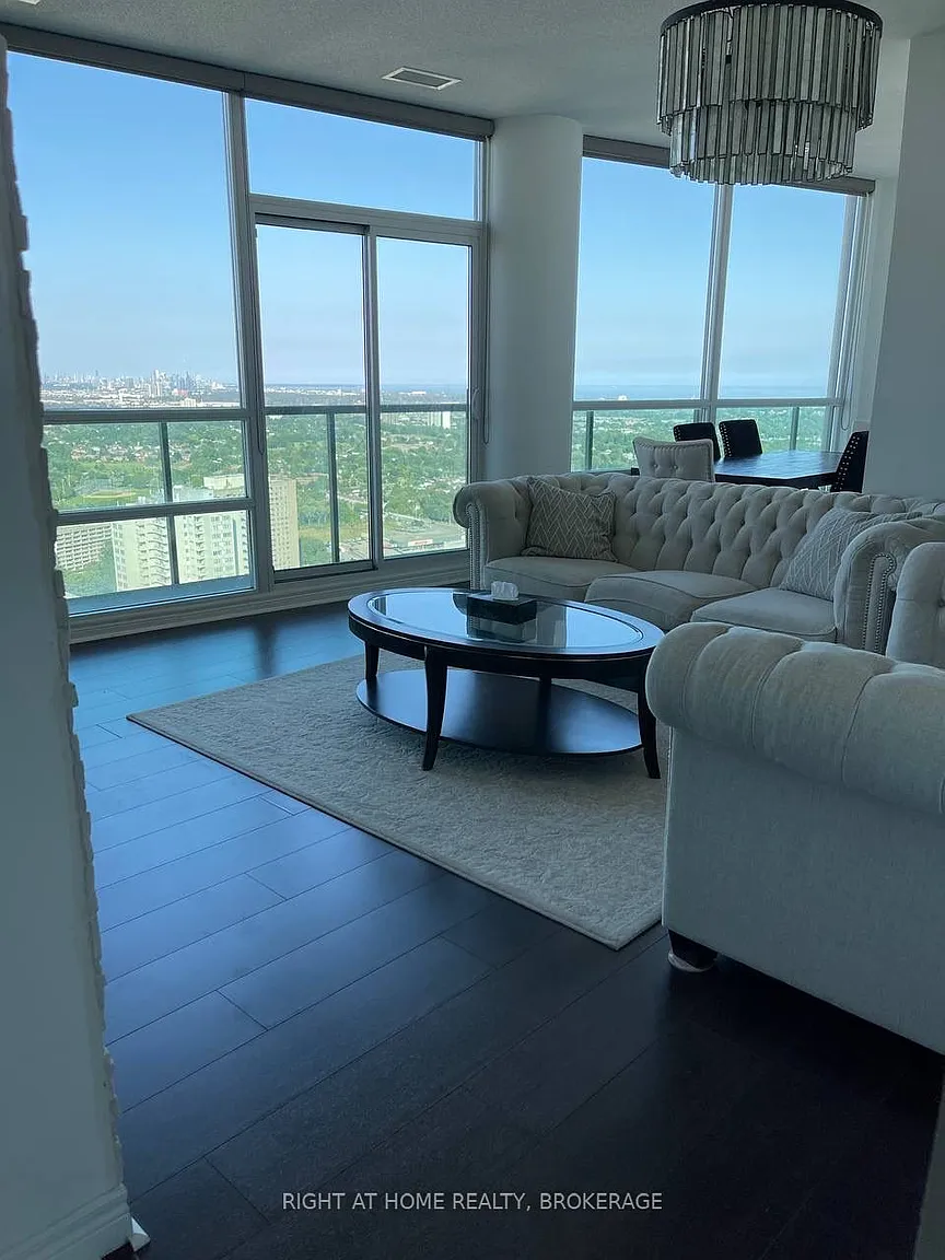208 Enfield Pl #Penthouse 101 photo 1
