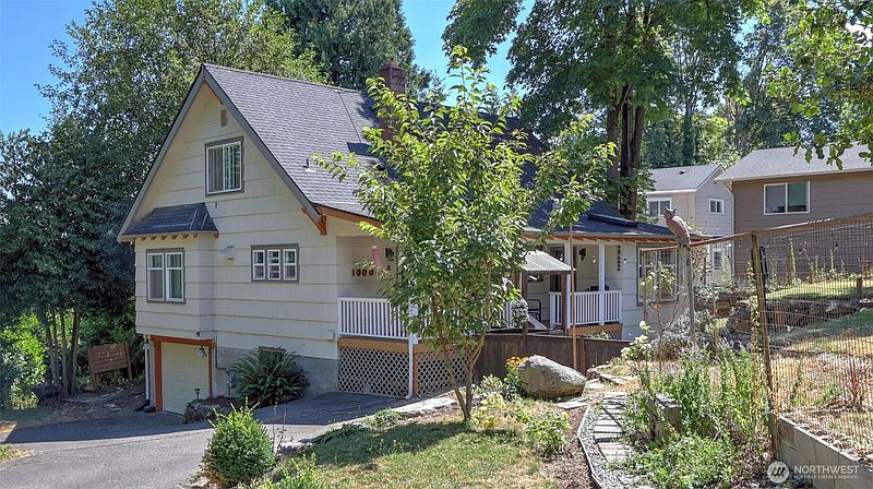 4th image of 10003 15th Avenue S