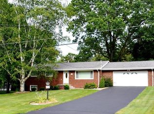 276 Justice Ln, New Castle, PA