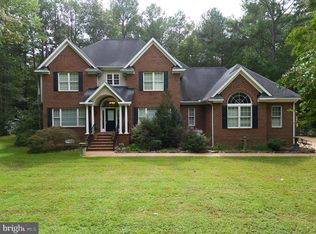 5886 Stillwater Ln, Gloucester, VA 23061