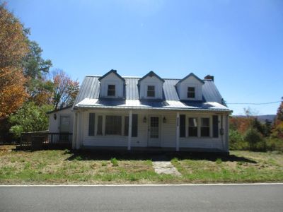 16727 Highlands Pkwy, Whitetop, VA, 24292