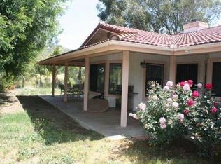 1530 Darling Dr, Escondido, CA 92026