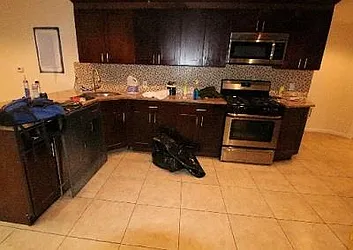 Rented by R New York