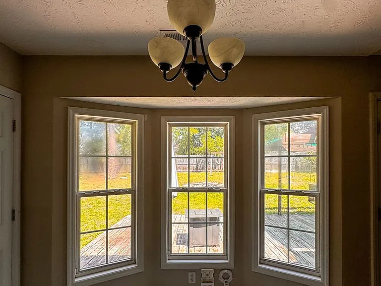 118 Jefferson Dr — Photo 4