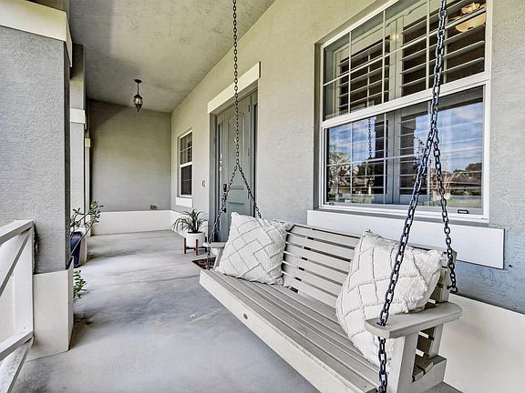 5th image of 8565 SE Pinehaven Avenue