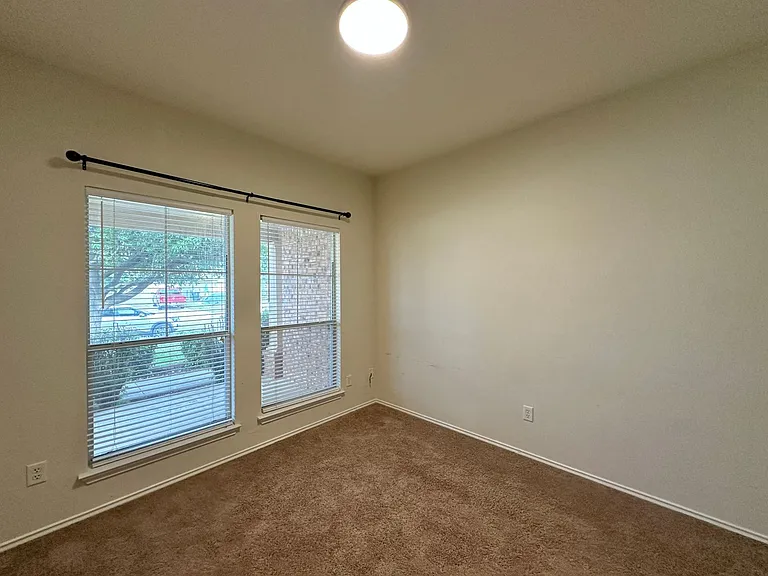 4510 Causeway Ct — Photo 23