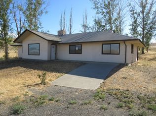 240 Sunview Ln, Moxee, WA 98936