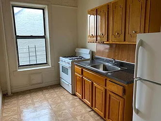 Rented by Smart NY Realty LLC