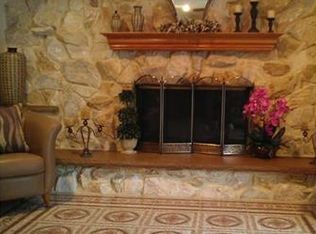 7 Gillen Dr, Parlin, NJ 08859