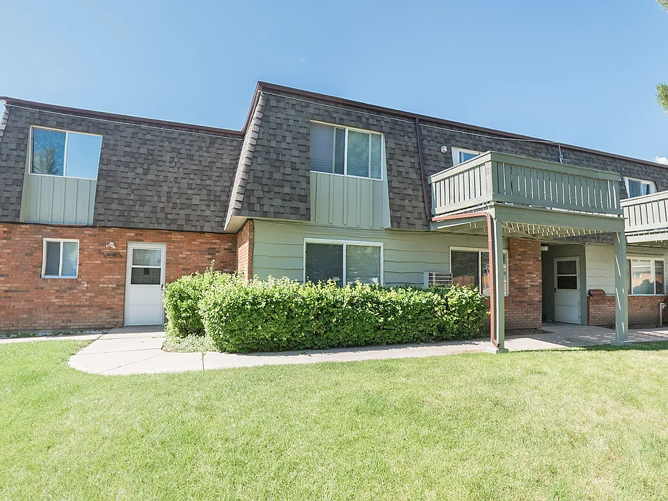 1720 Azalea Ct #3