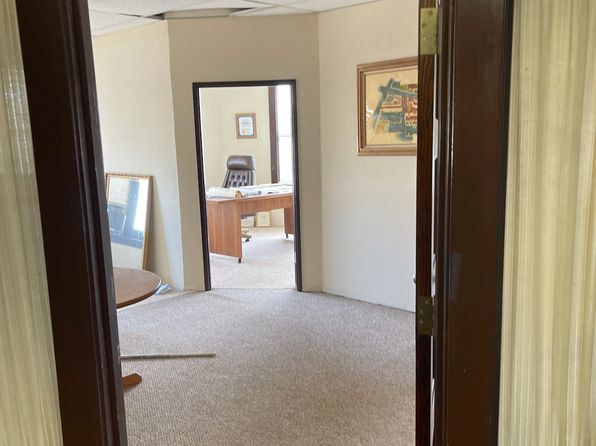 570 Main St #203