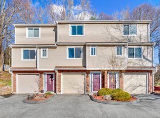 19 Abbey Ln #19, Meriden, CT 06450