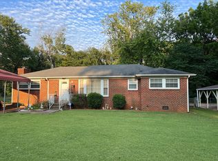 3700 Lakewood Rd NW, Huntsville, AL 35811