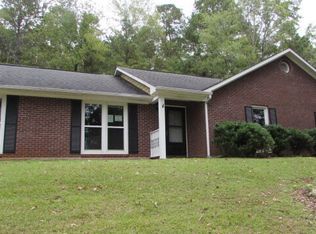 40 River Point Dr, Lagrange, GA 30240