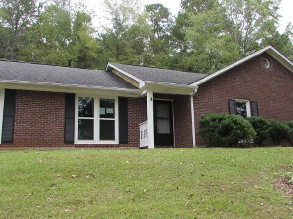 40 River Point Dr, Lagrange, GA 30240