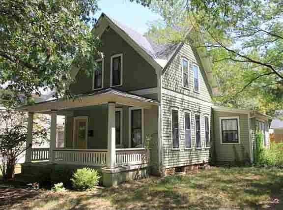 818  Alabama Lawrence, KS listing photo #1
