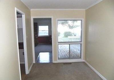 5th image of 674 Meadow Dr