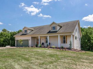 529 Ghan Rd, Clever, MO 65631